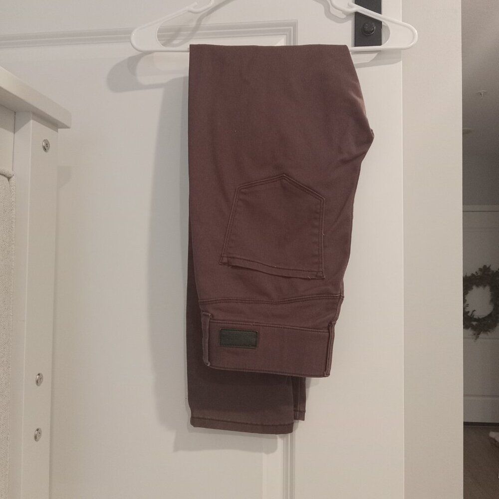 NEW "Mahogany" Pull-on Stretch Jeggings